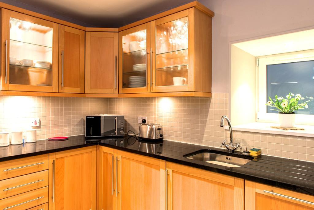 Royal Mile Mansions 14 Apartment Edinburgh Exterior photo